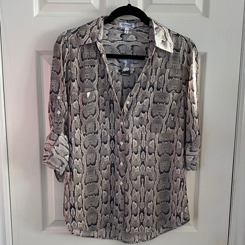 Express Portofino Gray Snake Print Top